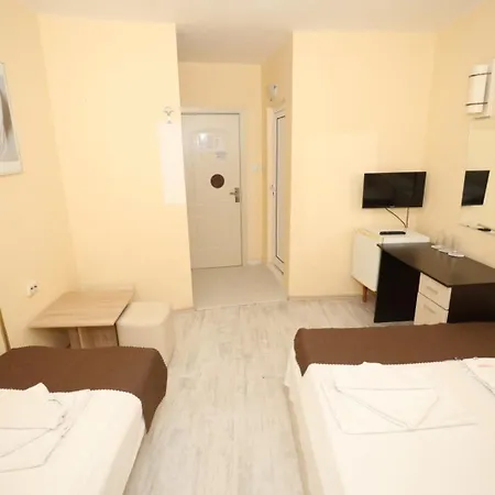 Family White House 2* Ahyolu