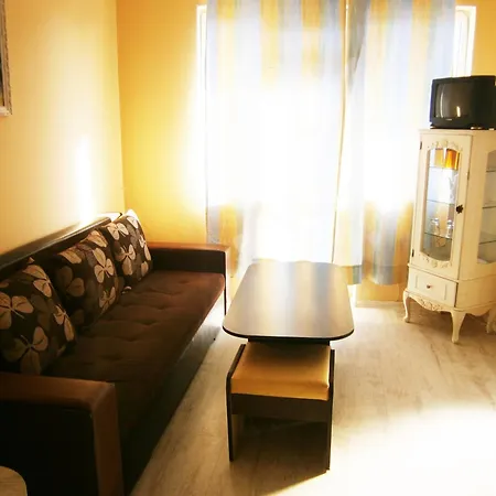 Family White House Otel Ahyolu