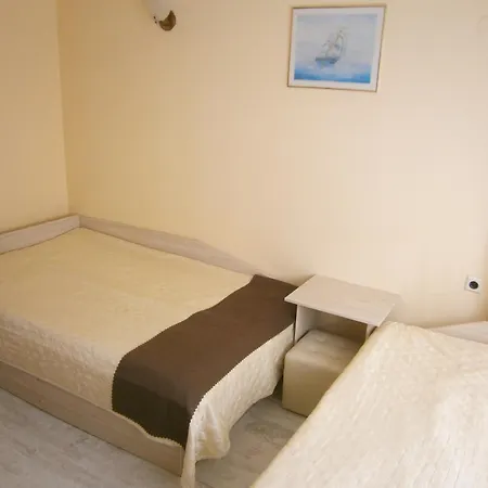 Family White House 2* Ahyolu