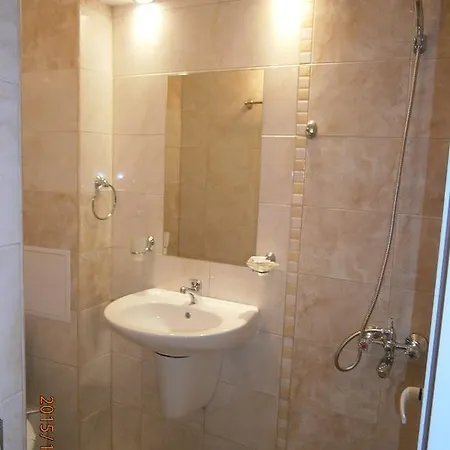 Family White House 2* Ahyolu