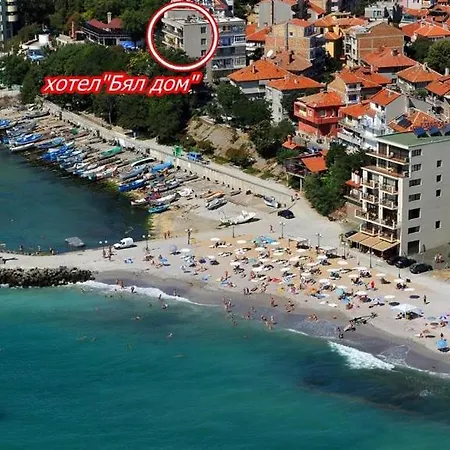 Otel Family White House Ahyolu